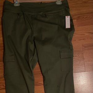 Bisou Bisou cargo straight leg pants size 16W